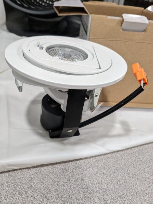 Elco 4" Integrated Downlight 2700K LED Adjustable Trim - White EL49727