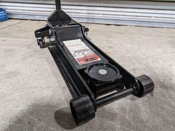 Arcan XL35 Professional Low Profile Hydraulic Service Jack 3.5 Ton Capacity