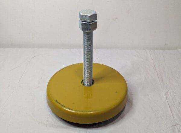 HUTCHINSON Leveling Barrymount Type LM9-B 9"Base 13000Lb Load Capacity 26820-1