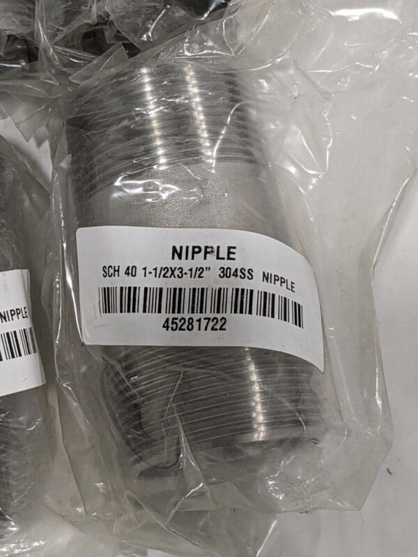 Stainless Steel Pipe Nipple: 1-1/2" Pipe, Grade 304 & 304L Qty 8 4BN11/2*31/2