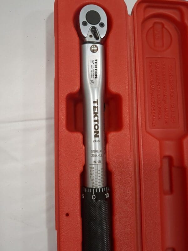 TEKTON 1/4 Inch Drive Click Torque Wrench (20-200 in.-lb.) 24320