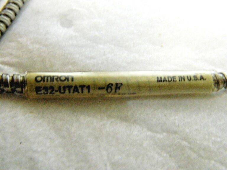 Omron Fiber Optic Cable Threaded Head 6 Ft. Long E32-UTAT1-6F