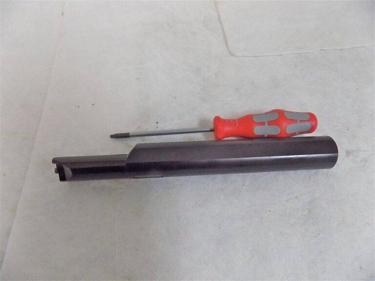 Hertel Indexable Grooving Toolholder1" Shank Dia 20mm Max DOC 8" OAL RH 2000845