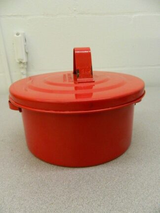 Eagle Red Bench Can 2 Quart Cap Coated Steel B-602