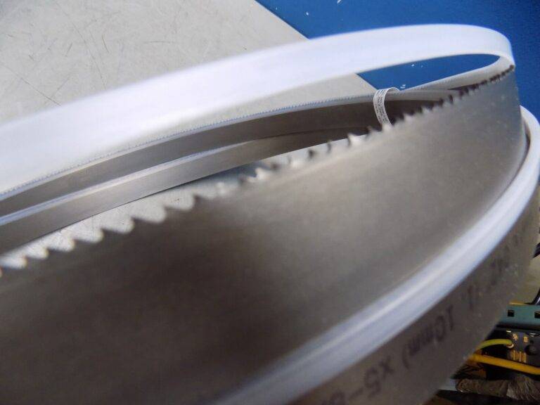 Starrett Welded Band Saw Blade 6" L x 1-1/4" W 14Ft . Cobalt 20739