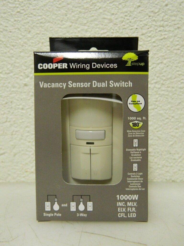 Cooper Infrared Vacancy Sensor Dual Switch 1,000 Sq Ft. Coverage QTY 6 VS310R-LA