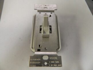 PASS & SEYMOUR - TOGGLE DIMMER 1000W/3-WAY WHITE QTY 3 T1003-W