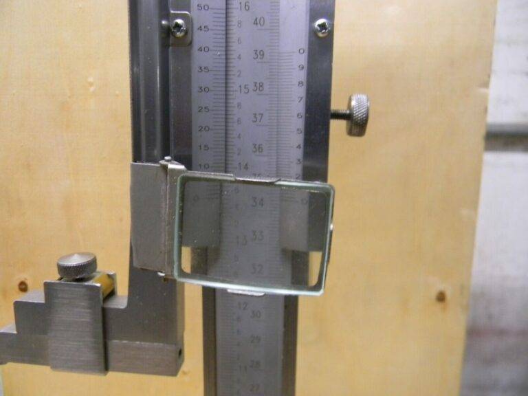 Professional Vernier Height Gage 0 to 18 in Range 0.0010 in Graduation 622-8518