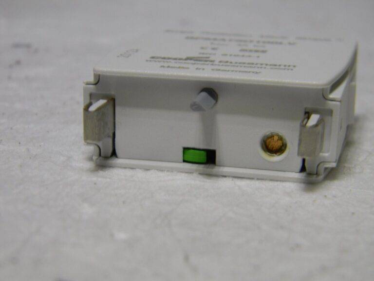 Cooper Bussmann Hardwired Surge Protector 1Pole 1PH 100DC/75AC BPMA75D100LV