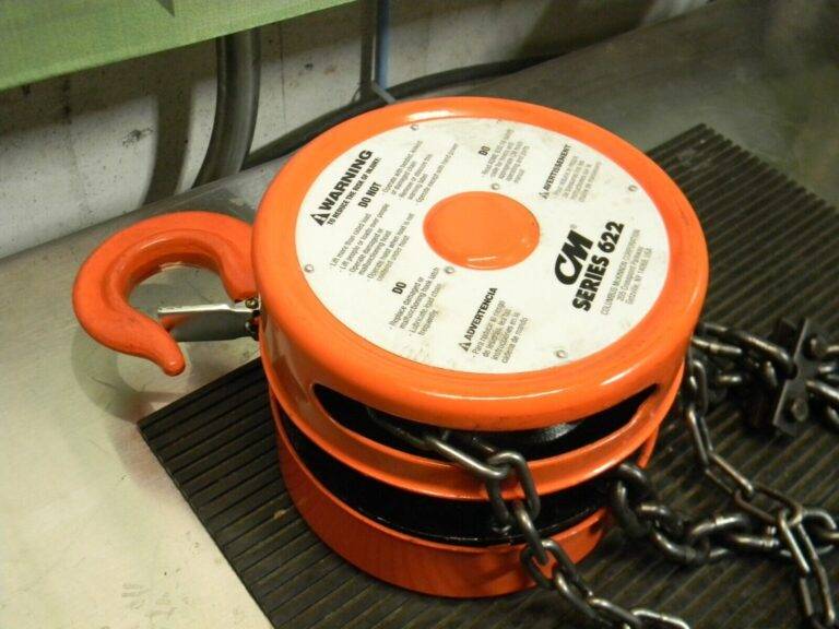 CM Series 622 Manual Hand Chain Hoist 2 Ton Load Capacity 20 Ft. Lift