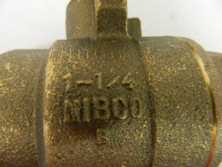 Nibco Ball Valve 1-1/4" Threaded Full Port Stainless Steel Trim #T-585-70-66