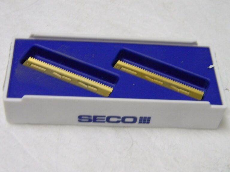 Seco Thread Mill Inserts 396.19 Grade F30M Carbide Qty. 2 #96100