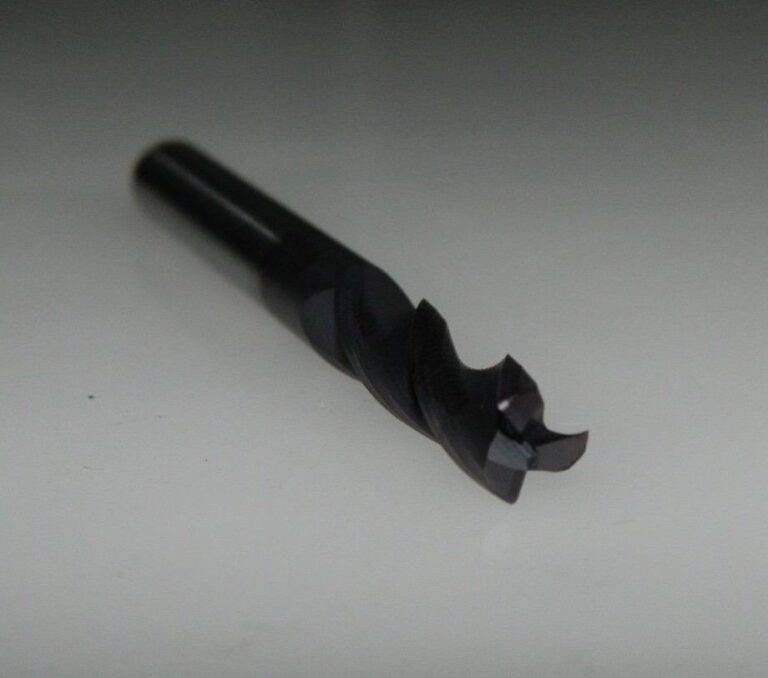 Metal Removal Corner Radius End Mill 1/4" Mill Diam 0.015 to 0.020" 3FL M32481
