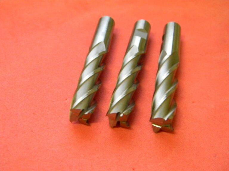 Interstate 10791040 5/8"x 5/8"x 2-1/2"x 4-5/8" 4F HSS Spiral RH M2 CC End Mills