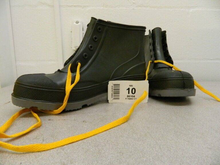 Dunlop Steel Work Boot Protective Footwear Men's Size 10 Medium Width 86104-10