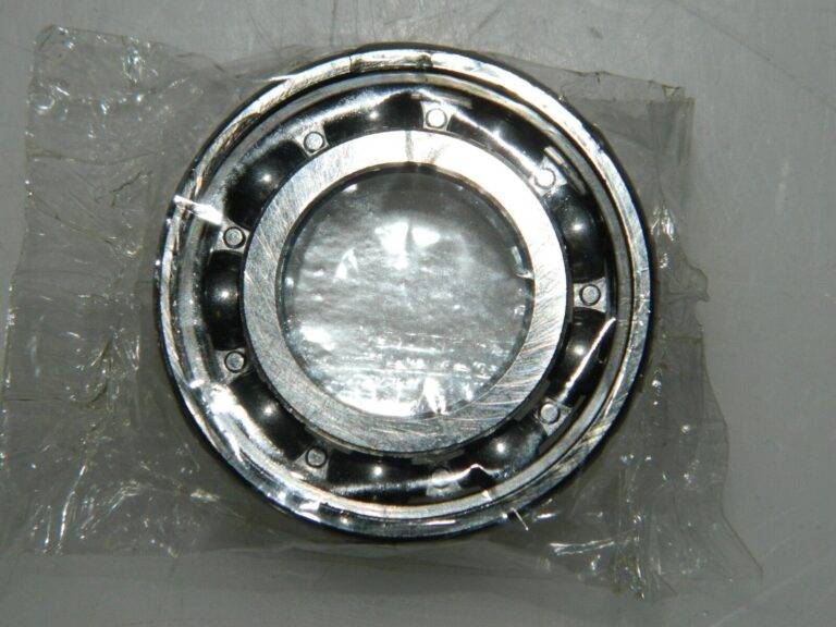 SKF Open Deep Groove Radial Ball Bearing 20mm Bore Diam 42mm OD Qty 2 6004 JEM
