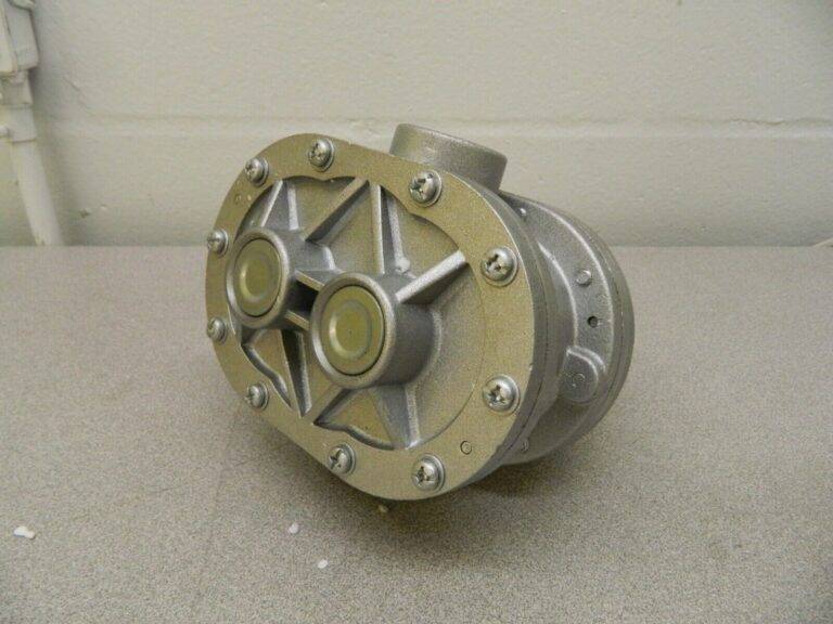Pro-Grade Aluminum Hand Operated Rotary Pump 1-1/4" Outlet 81626194