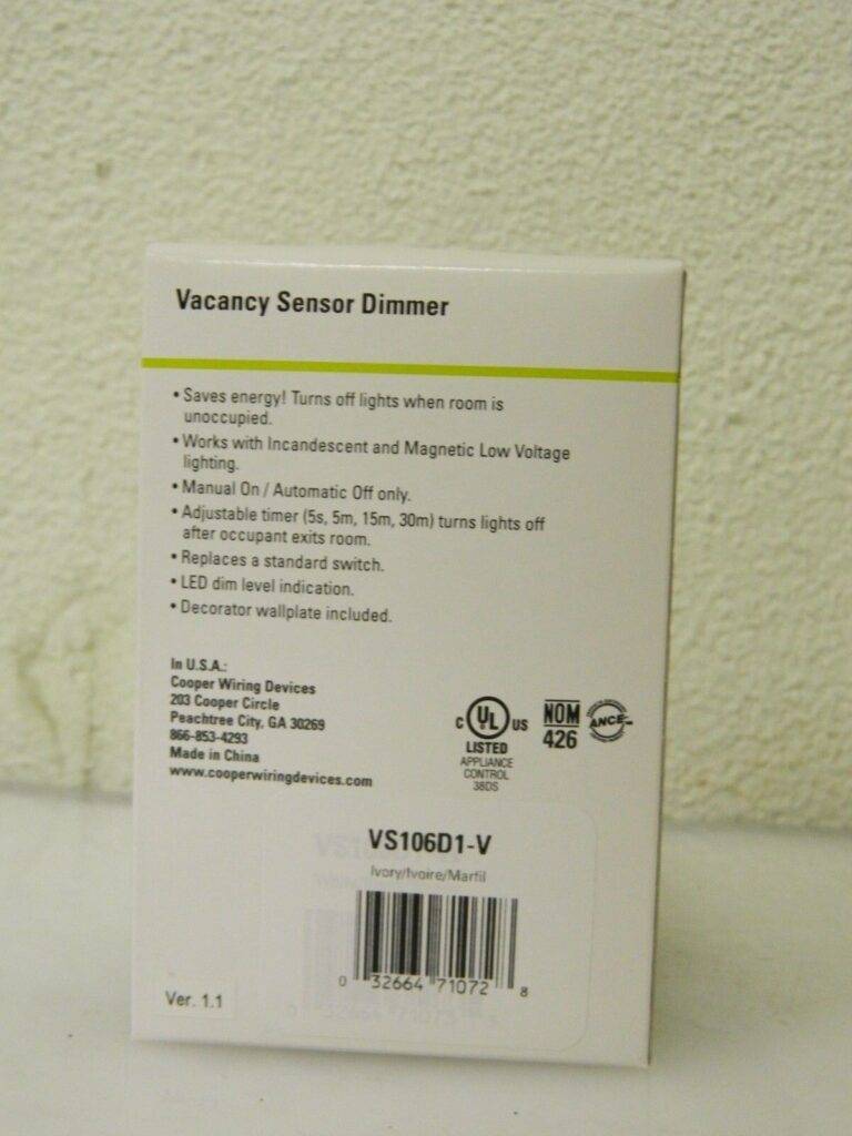 Cooper Wiring Infrared Vacancy Sensor Wall Switch 1,000 Sq. Ft. Cover VS106D1-V
