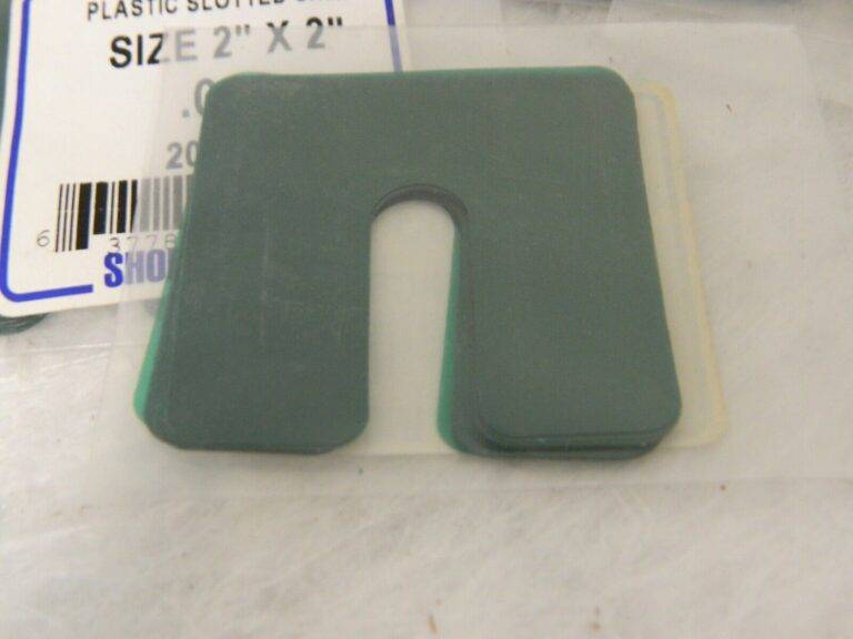 ShopAid 2" Wide x 2" Long Plastic Slotted Shim Green Qty 100 32025892