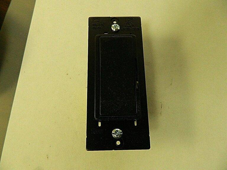 P&S BLack SP/3-WAY 700W TOGGLE SWITCH QTY 2 TD703-PBK