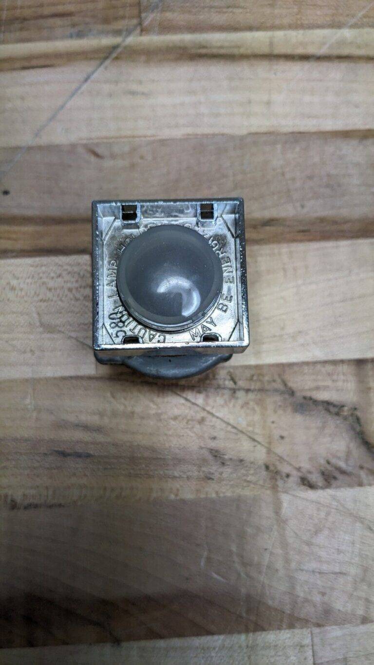 EATON E30BB Square Multi-Function Operated Watertight/Oiltight Indicating Lamp