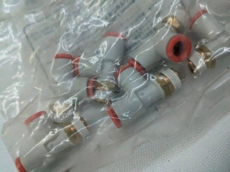 SMC PNEUMATICS Push-to-Connect Tube Fitting: Male Run Tee 6pk KQ2Y07-34AS