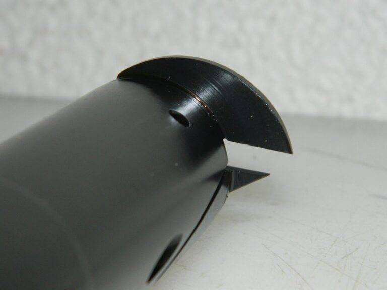 Hertel Grooving Cut-Off Tool Holder HC-I32R90-2.0D.16-2 2000738