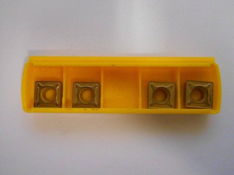 Kennametal Kendex Carbide Turning Inserts SCMT432MF KC9110 Qty. 4