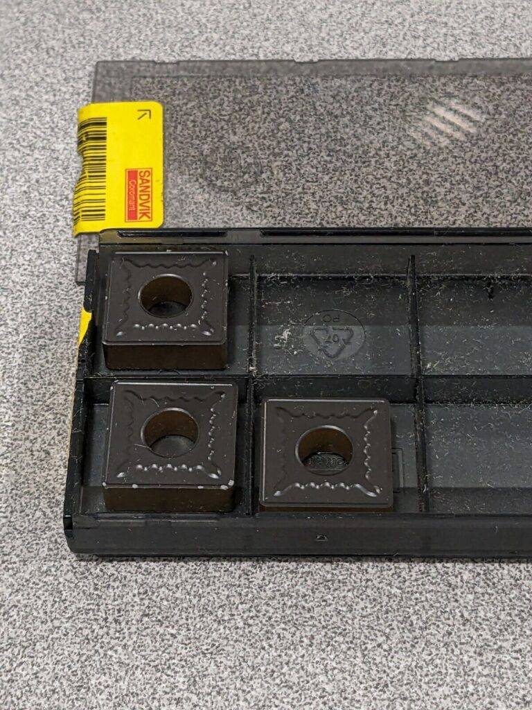 Sandvik Turning Insert: SNMG643-MR 4335, Solid Carbide Qty 3 7080810