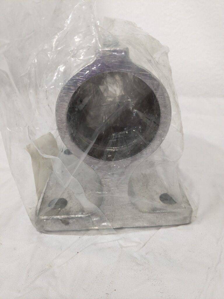 HOLLAENDER 1-1/2″ Pipe, Offset Wall Flange, Aluminum Alloy 54-3-8