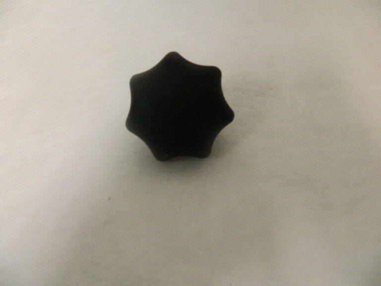 KIPP 2.48" Head Diam 7 Point Lobed Knob 1/2" Hole Bag of 10 K0153.1CP