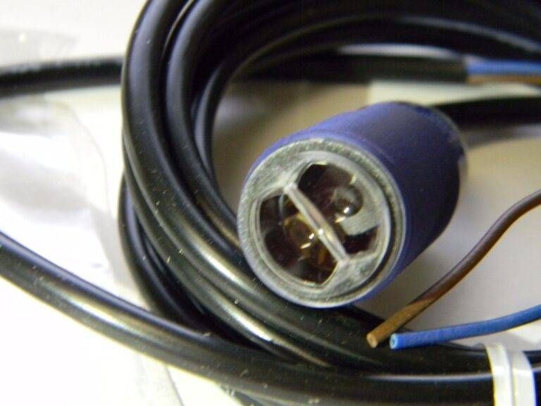 Telemecanique Sensors Cable Connector 0.1m Photoelectric Sensor XUB4APBNL2. RL