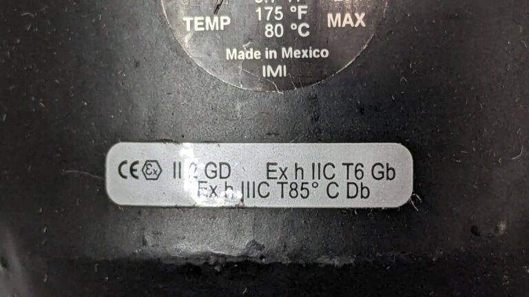 Norgren Compressed Air Regulator 1-1/2" NPT 450 Max PSI R18-B00-RNXA