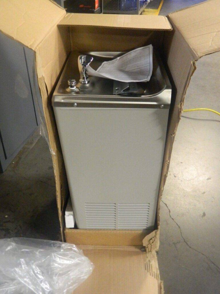 HALSEY TAYLOR 7.6 GPH Cooling Capacity Deluxe Standard Wall-Mounted Water Coole