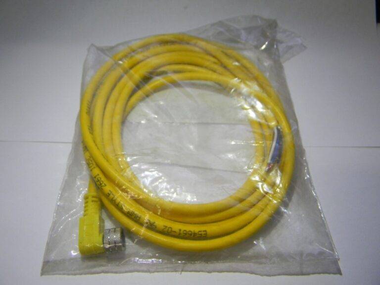 Brad Connectivity 3Amp Female 90° Cordset Sensor Receptacles Qty 3 404001A10M020