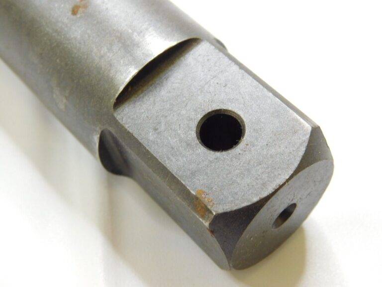Apex Socket Extension 1" Square Drive 9/32'' Drill Hole Lock 24" OAL EX-1003-24