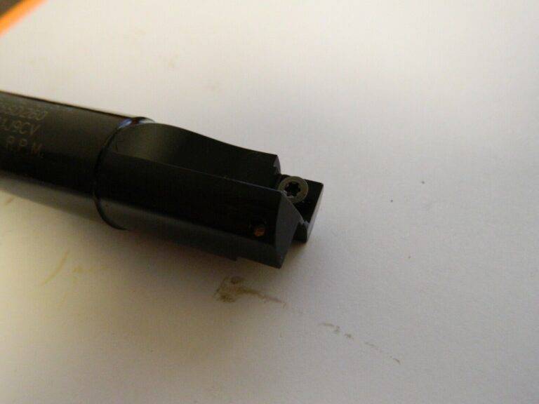 Kennametal 3/4" Cut Diam Indexable Square-Shoulder End Mill 1023583