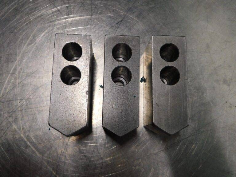 H & R Mfg Square Soft Lathe Chuck Jaws 3Pk 1.5mm HR-149-2.5-OP DAMAGE