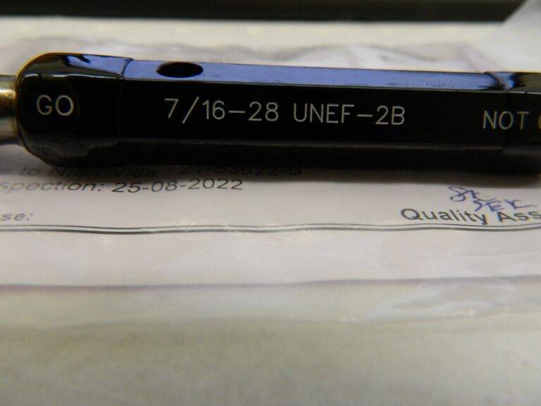 SPI Plug Thread Gage: 7/16-28 Thread, 2B Class, Double End, Go & No Go 34-397-0
