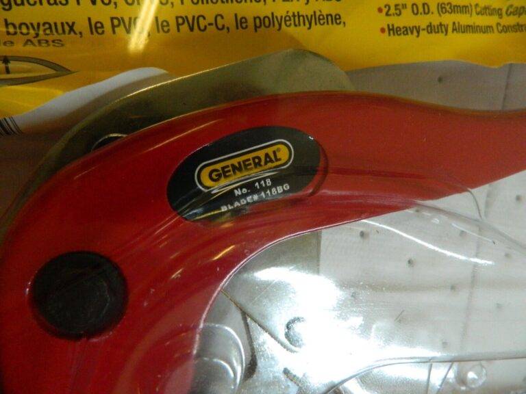 General Tools 118 Heavy-Duty Ratchet PVC Pipe & Hose Cutter 118