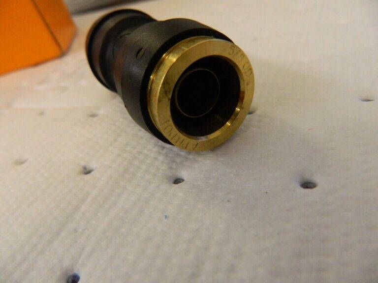 LEGRIS Push-To-Connect Tube to Tube Tube Fitting Union, 3/8 x 1/4″ OD 3106 60 56