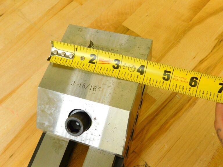 INTERSTATE Toolmaker's Vise 3-15/16" Jaw Width 5"Jaw Opening Capacity 201701067