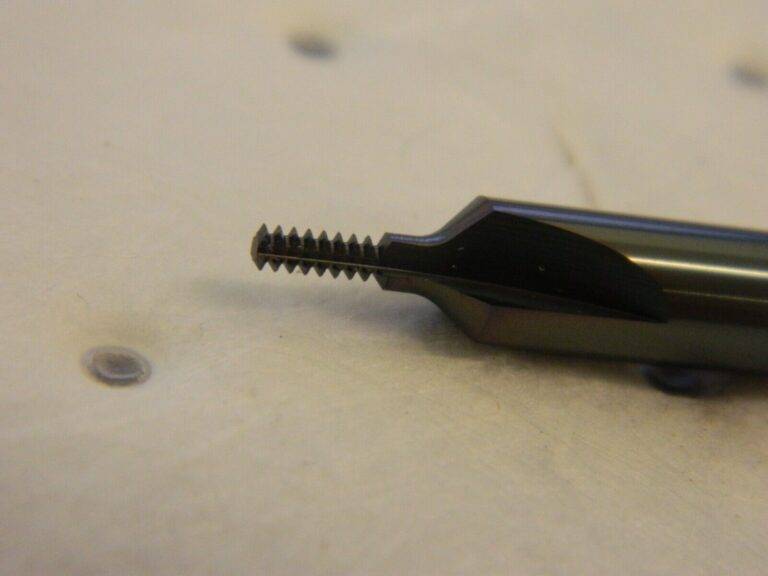 SCIENTIFIC CUTTING TOOLS Straight Flute Thread Mill: #4 to 40 3 Fl TM080-40A
