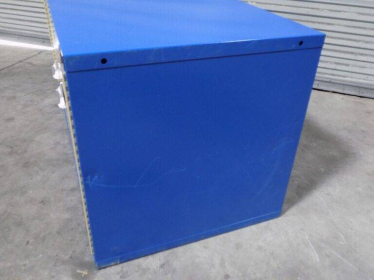 Vidmar Industrial 2-Door Storage Cabinet 60 x 27 x 27 LOCKED SHUT w/ NO KEYS