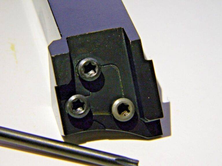 Hertel 20mm LH Indexable Grooving Cutoff Toolholder HU-E20L45-12-E 3000221