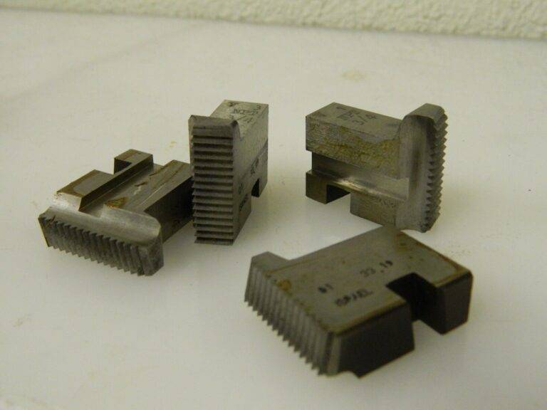 Vardex Thread Chasers 3/4-14 Thread Size Right Hand QTY 4 05309323