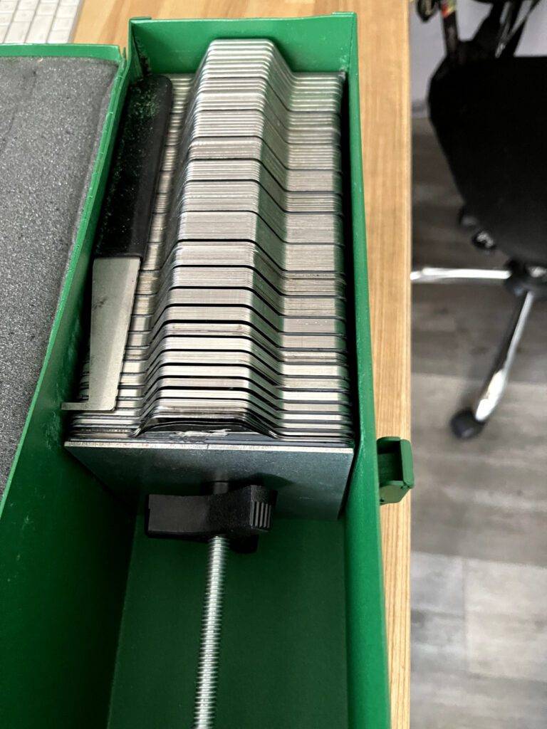 Maudlin 340 PC 0.001 to 0.125 Inch Thickness SS Slotted Shim Assortment Damaged