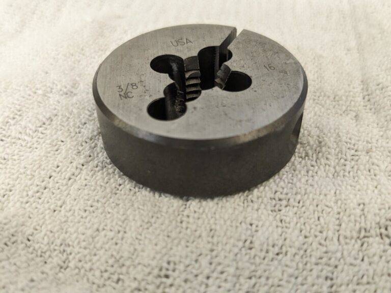 TITAN USA Round Die: 3/8-16, 1-1/2″ OD, Carbon Steel TE80143