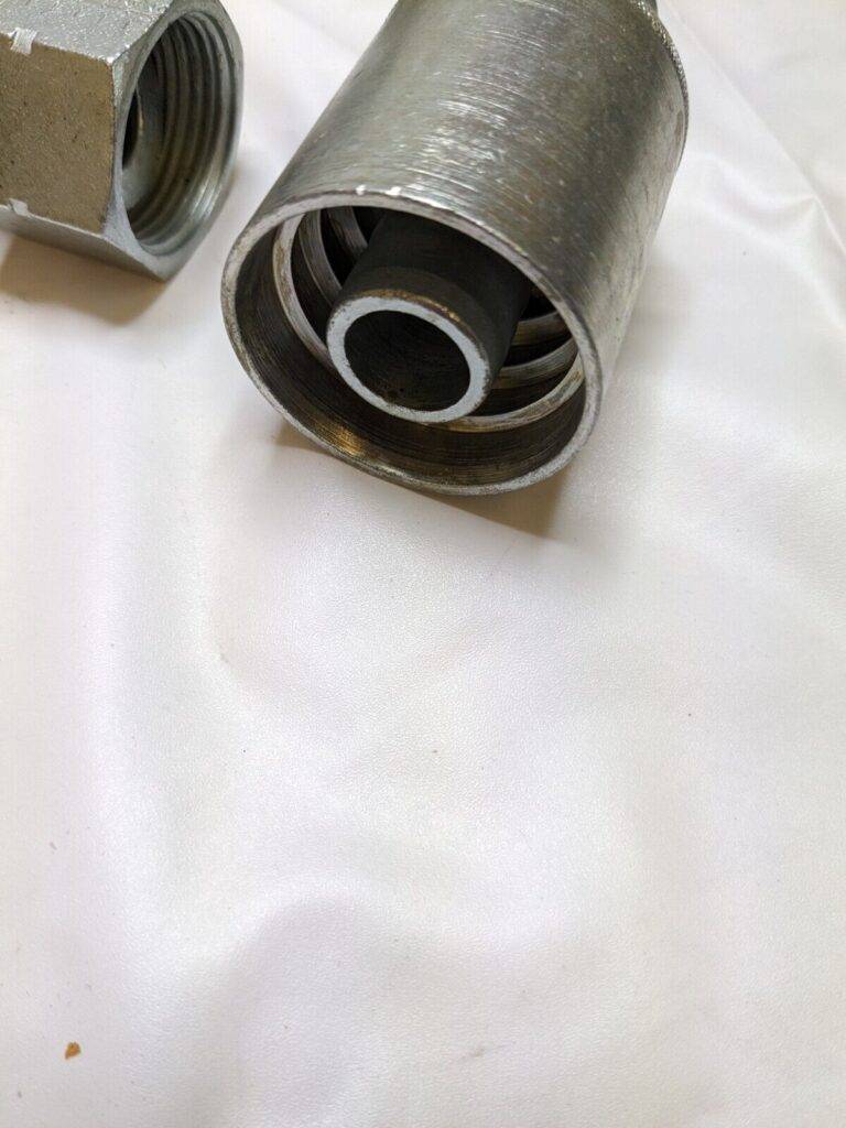 EATON Hydraulic Hose Short Drop Female Swivel 90 ° Elbow Qty 2 4SA12FRB12-BG