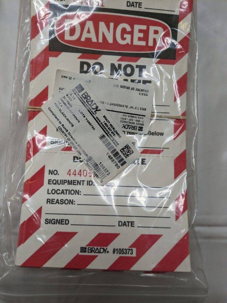 Brady Two-Part Perforated Tag - DO NOT OPERATE 7-1/2"x4" Qty 125 105373